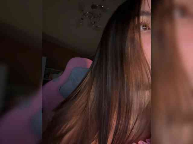 Milkaff- Live Webcam on BongaCams