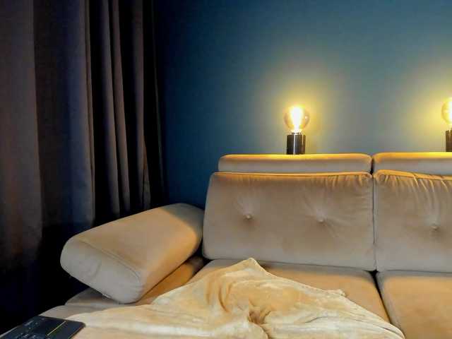 maddybloomx's BongaCams show and profile