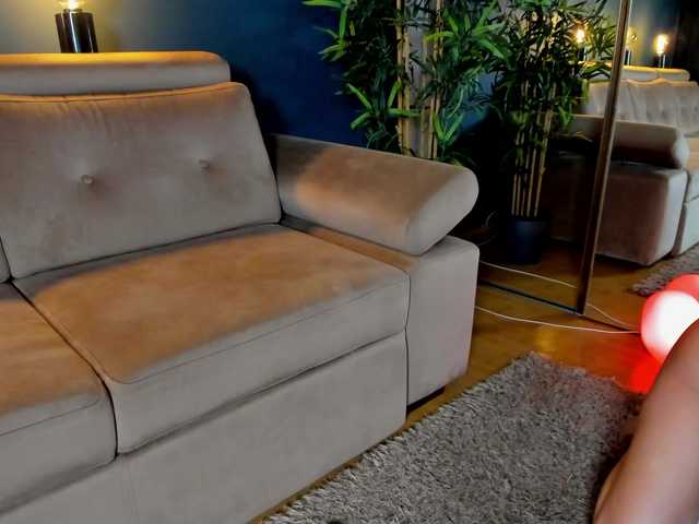 maddybloomx's BongaCams show and profile