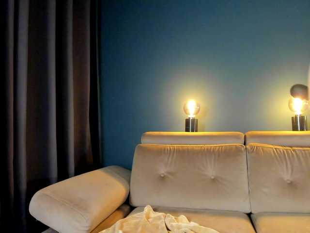 maddybloomx's BongaCams show and profile