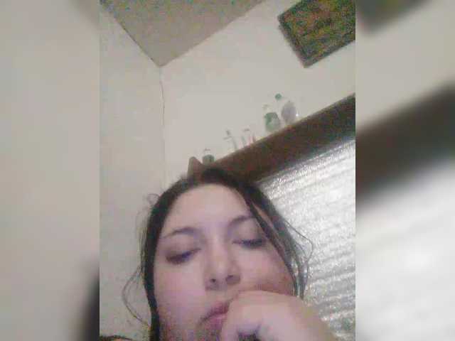 Zalinka's BongaCams show and profile