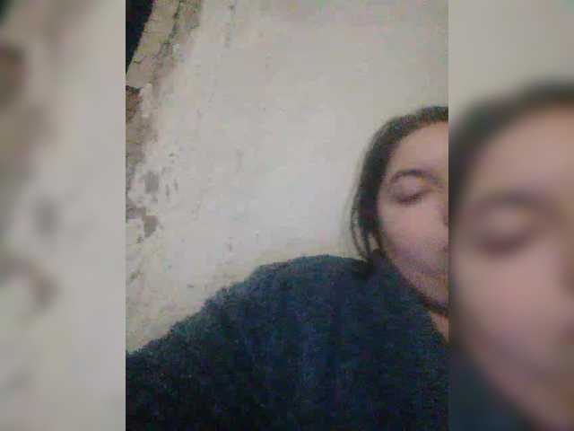 Zalinka's BongaCams show and profile