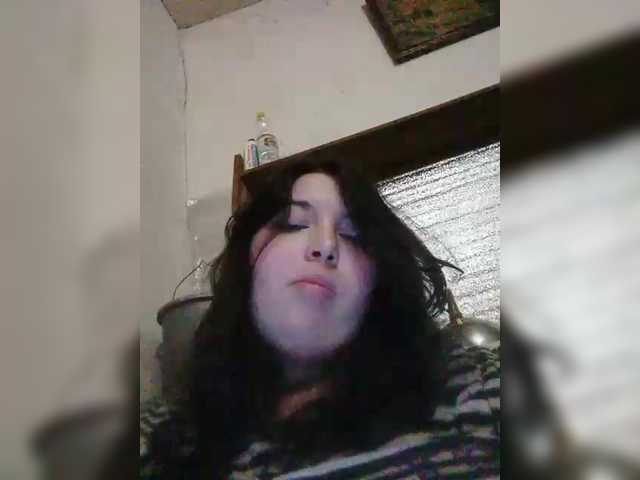 Zalinka's BongaCams show and profile