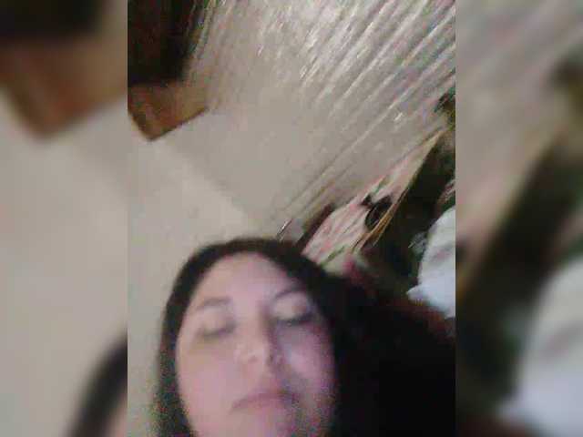 Zalinka's BongaCams show and profile