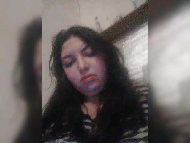 Zalinka's BongaCams show and profile