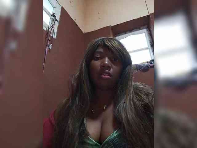 Eliame12 webcam