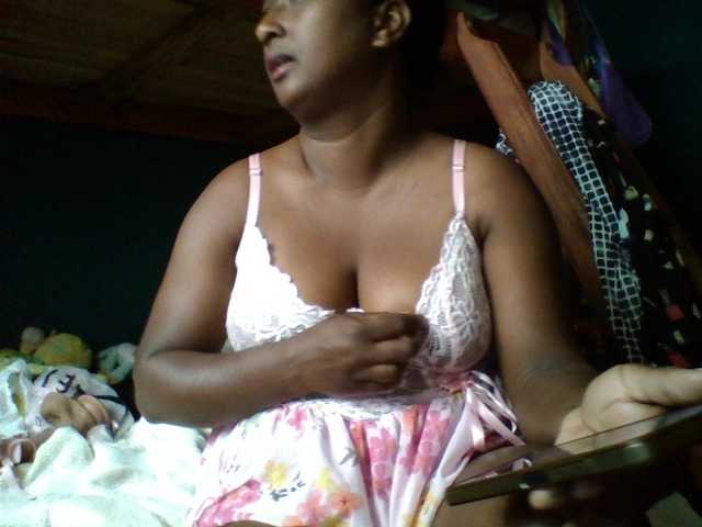 maitresseb from BongaCams is Freechat