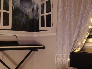 Ellie_13 Porn Show