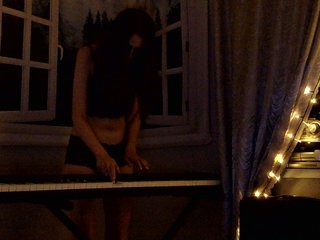 Emily_Silence Porn Show