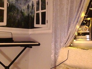 Emily_Silence Porn Show