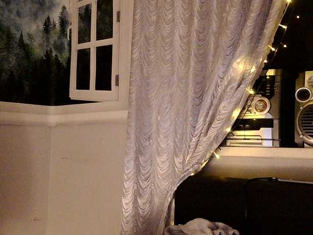 Serseia's BongaCams show and profile