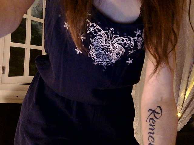 Serseia's BongaCams show and profile