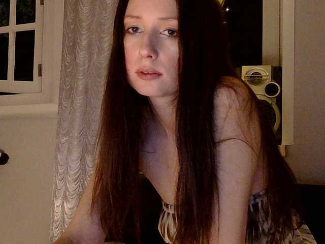 Serseia's BongaCams show and profile