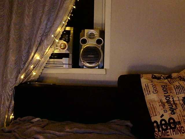 Serseia's BongaCams show and profile