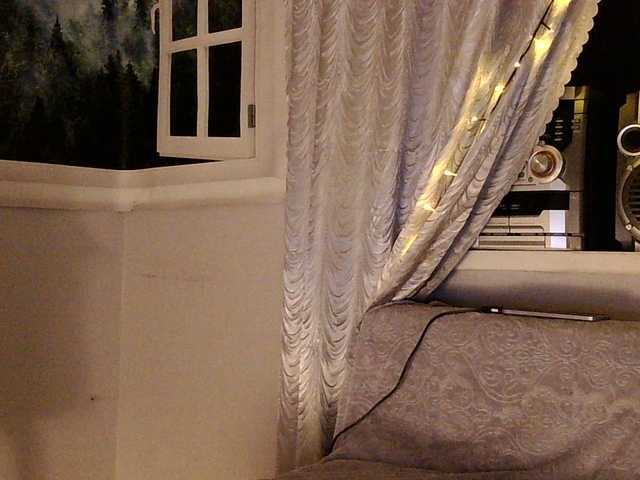 Serseia's BongaCams show and profile