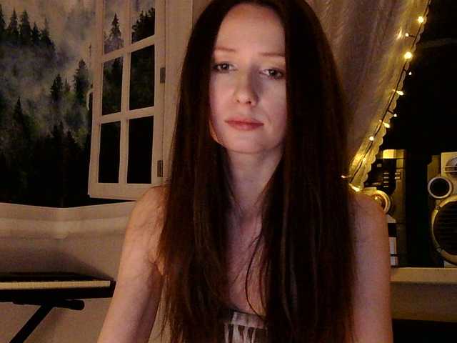 Serseia's BongaCams show and profile