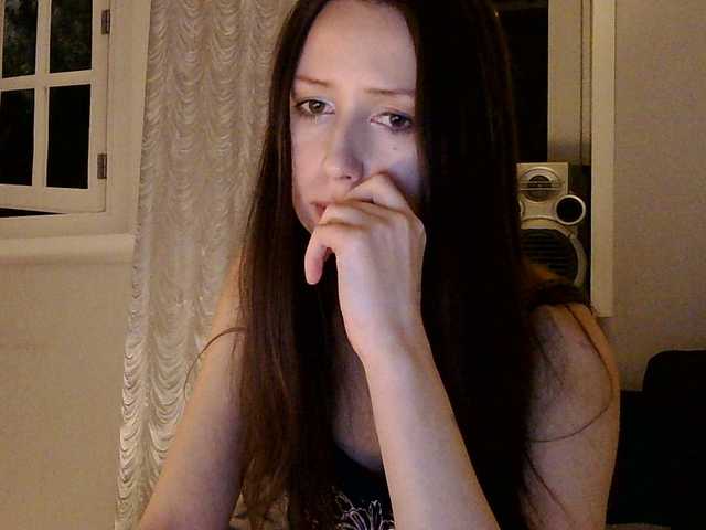 Serseia's BongaCams show and profile