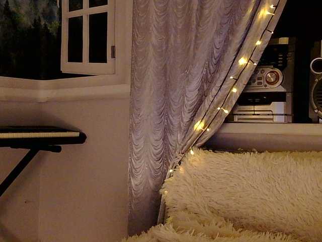 Serseia's BongaCams show and profile