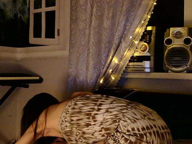 Serseia's BongaCams show and profile