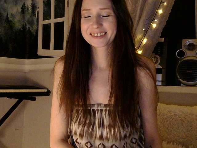 Serseia's BongaCams show and profile