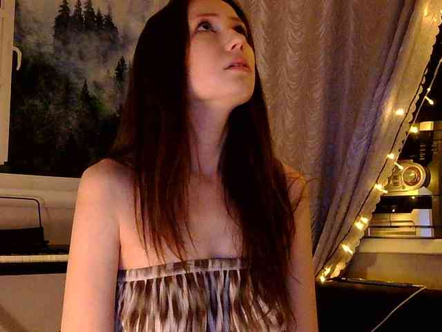 Emily_Silence webcam