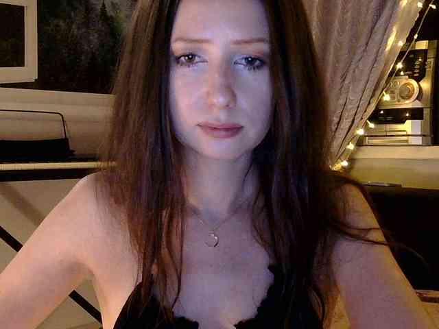 Ellie_13 webcam
