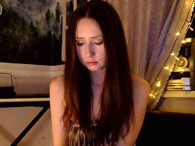 Elly_Silence webcam