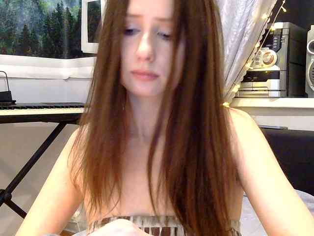 Emily_Silence webcam