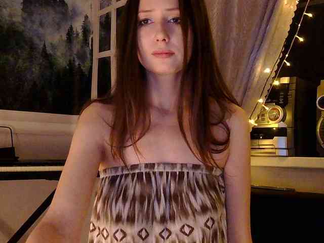 Emily_Silence webcam