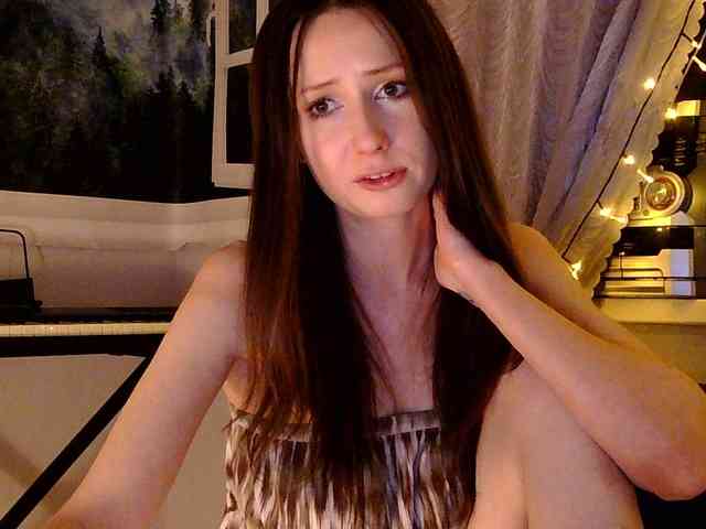 Elly_Silence webcam