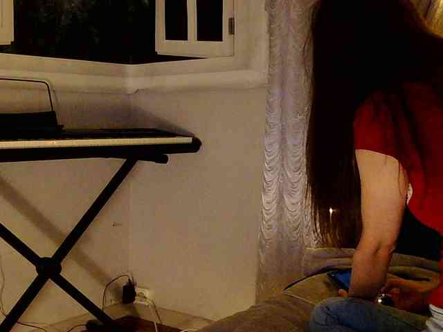 Emily_Silence webcam