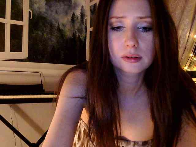 Emily_Silence webcam