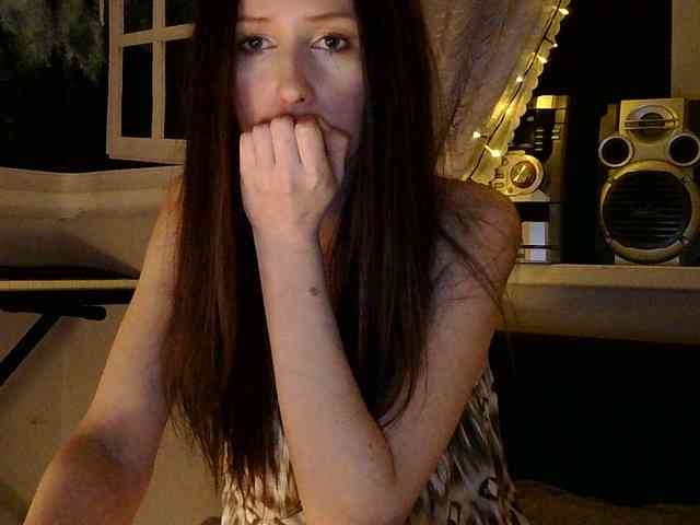 Oksana_32 webcam