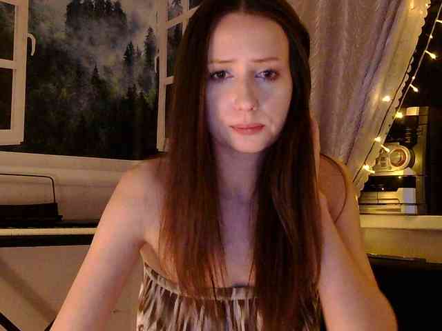 Emily_Silence webcam
