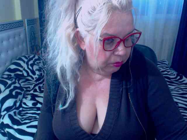 SonyaHotMilf SonyaHotMilf