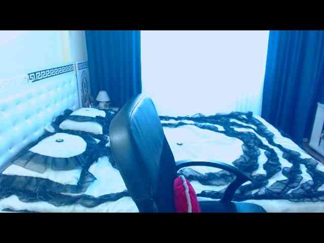 web cam sex SonyaHotMilf