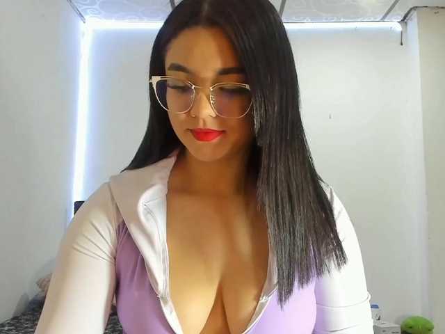 violetabunny's BongaCams show and profile