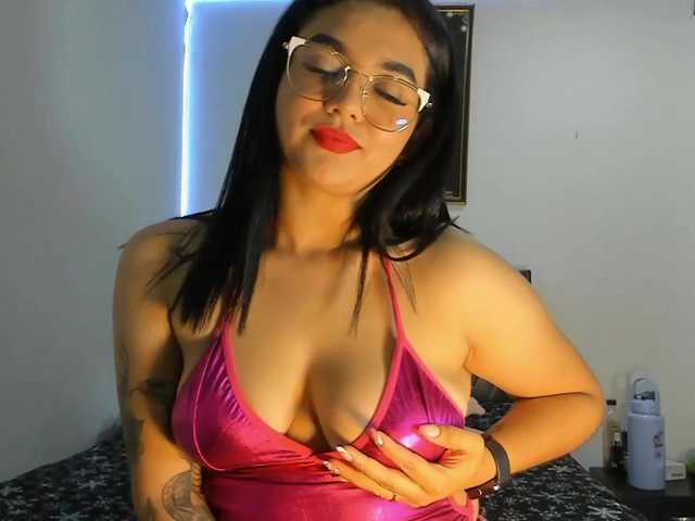 violetabunny's BongaCams show and profile