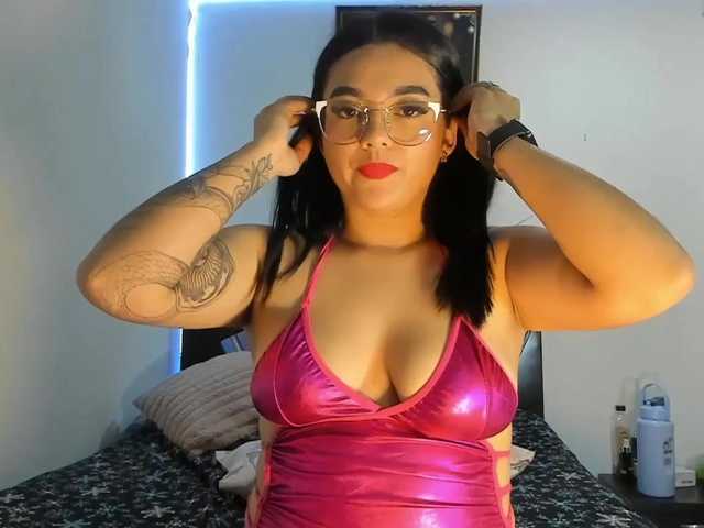 violetabunny's BongaCams show and profile