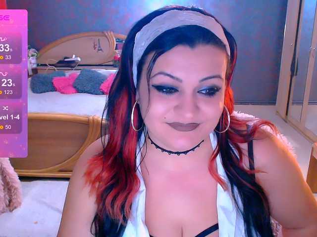 Ariellefoxy's BongaCams show and profile