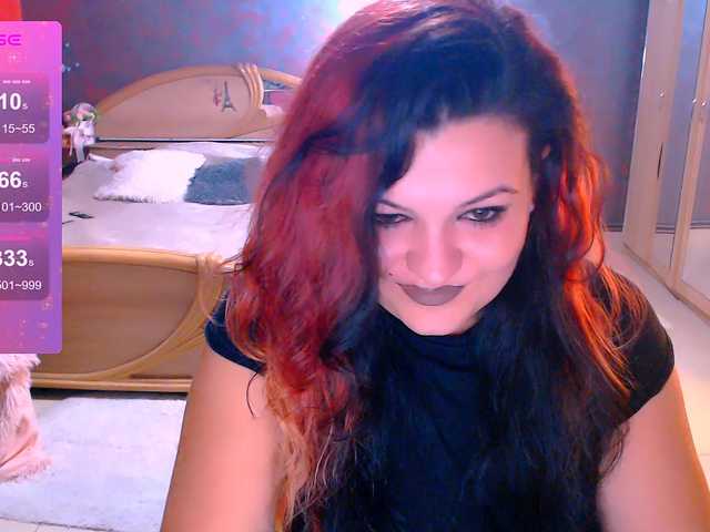 Ariellefoxy from BongaCams is Freechat