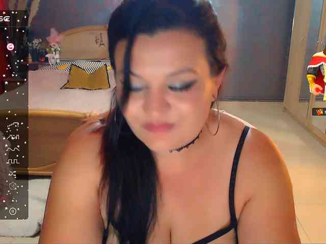 free chat now Ariellefoxy