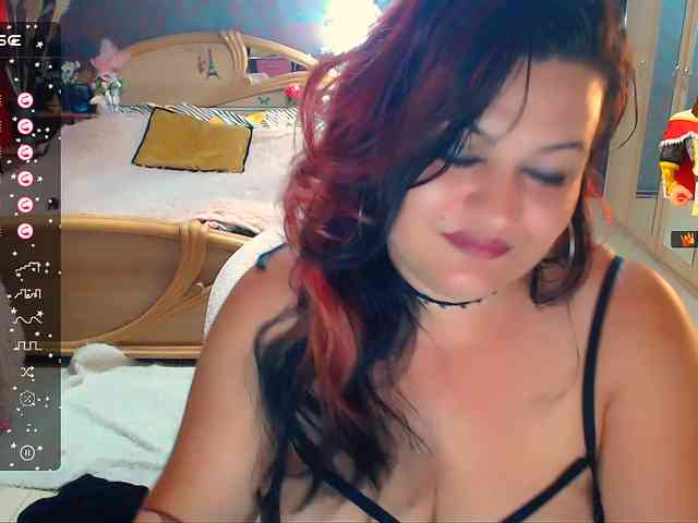 Ariellefoxy webcam
