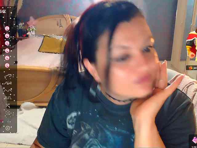 Ariellefoxy