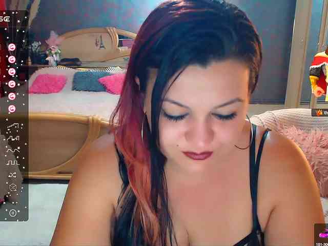 Ariellefoxy webcam