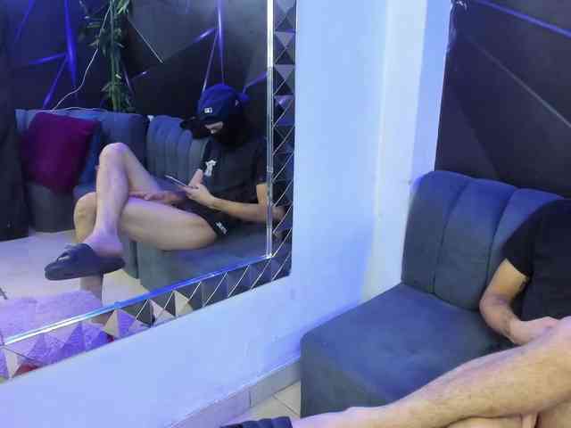 AwesomeSexCouple webcam
