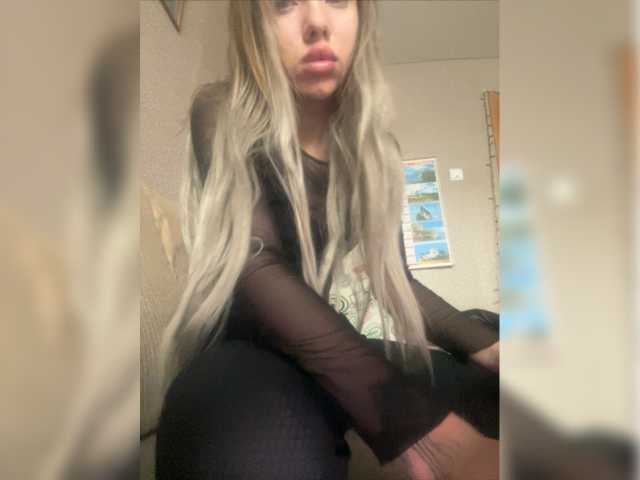 dollwdoll on BongaCams