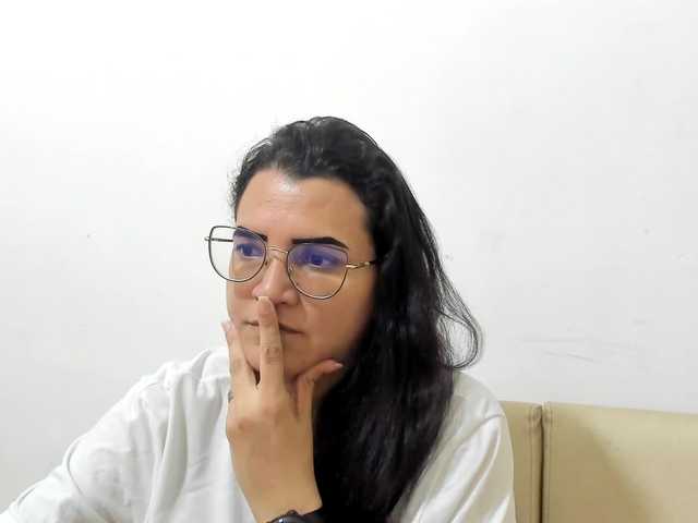 MARILYNG's BongaCams show and profile