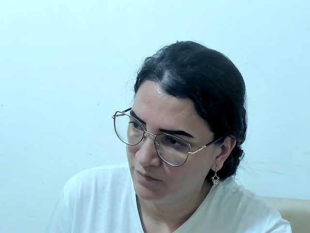 MARILYNG's BongaCams show and profile