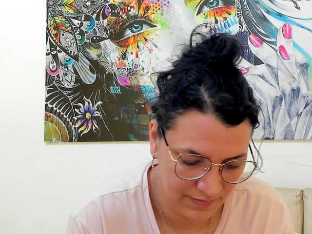 MARILYNG's BongaCams show and profile